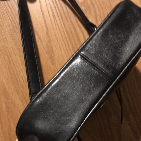Victoria Secret Leather Handbag Beautiful! - Picture 11 of 17